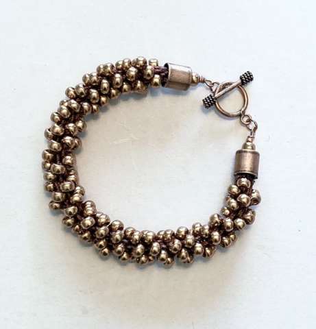 Half Spiral Bracelet by Cindy Johnson ©2025, 8 strand Kumihimo Braid Class, Kumihimo with beads, Kumihimo bracelet, Kumihimo Class, Japanese braiding