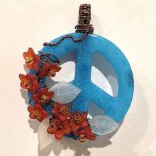 Flower Child by Charlene Furukawa©2026, Wire Shaping, Wire Wrapping, Wire Twisting, Wire Shaping Class Henderson Nevada, Wire Wrapping Class Henderson Nevada, Wire Twisting Class Henderson Nevada, Wire Shaping Class Las Vegas, Wire Wrapping Class Las Vega