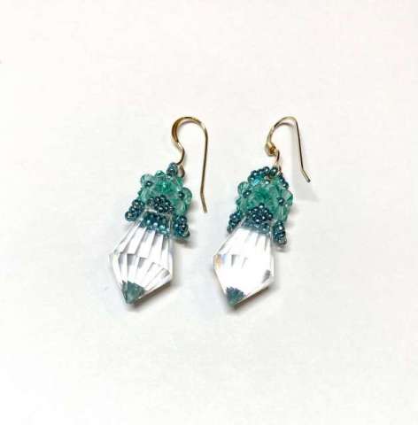 A Year of Earrings 8 by Lori Ahlin©2022, A Year of Earrings, Drop earrings, CRAW earrings, Beaded earrings, Seed bead earrings, Miyuki Seed Beads, Bicone earrings	